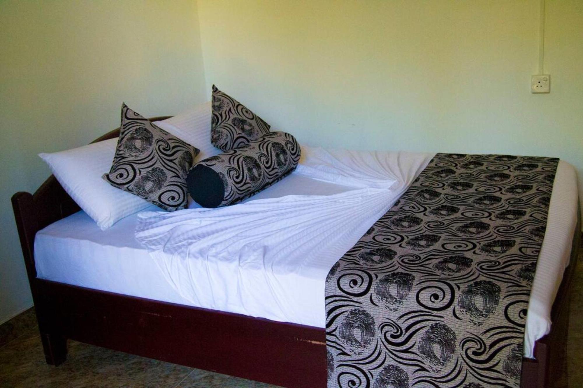 דירות סיגירייה Iduwara Guest מראה חיצוני תמונה