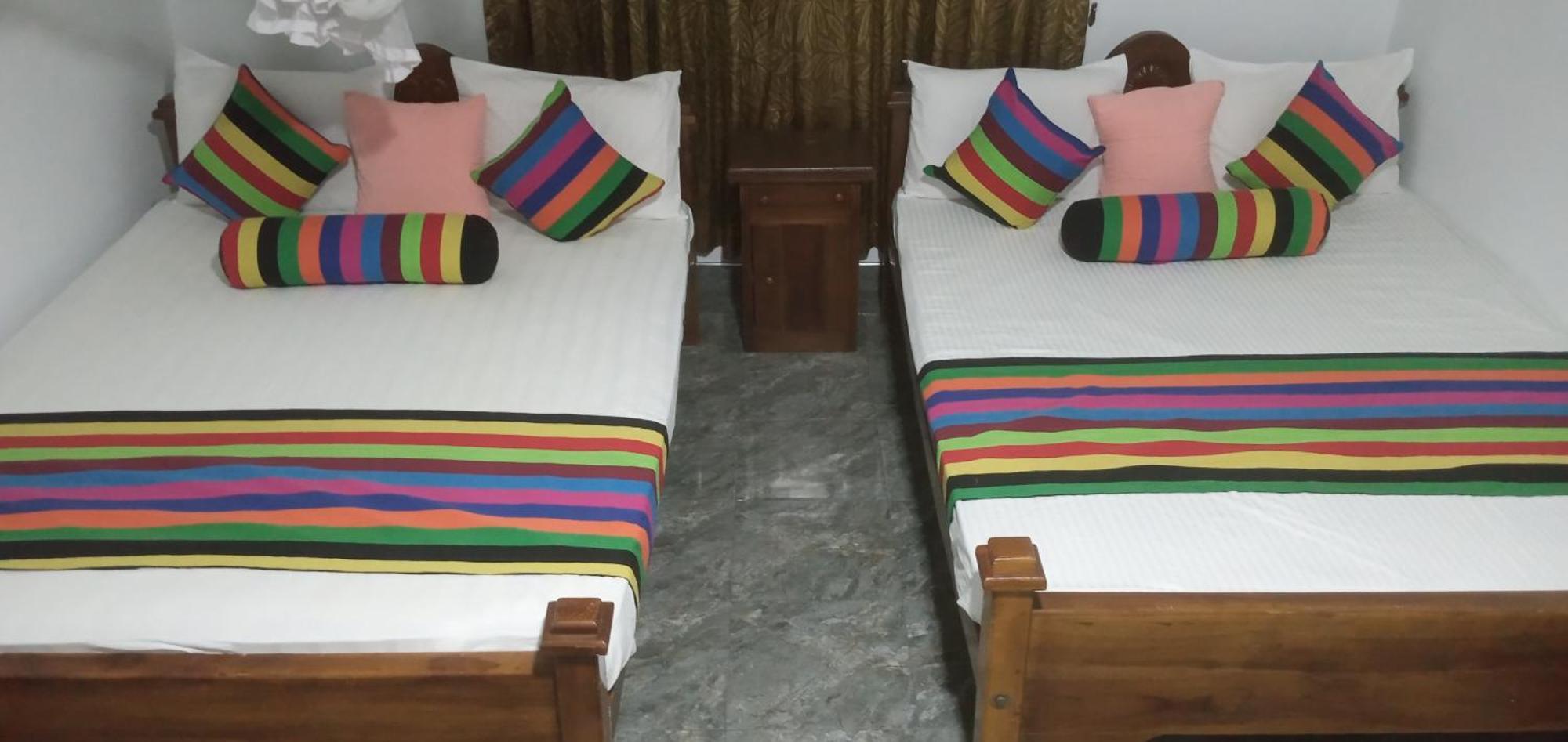 דירות סיגירייה Iduwara Guest מראה חיצוני תמונה